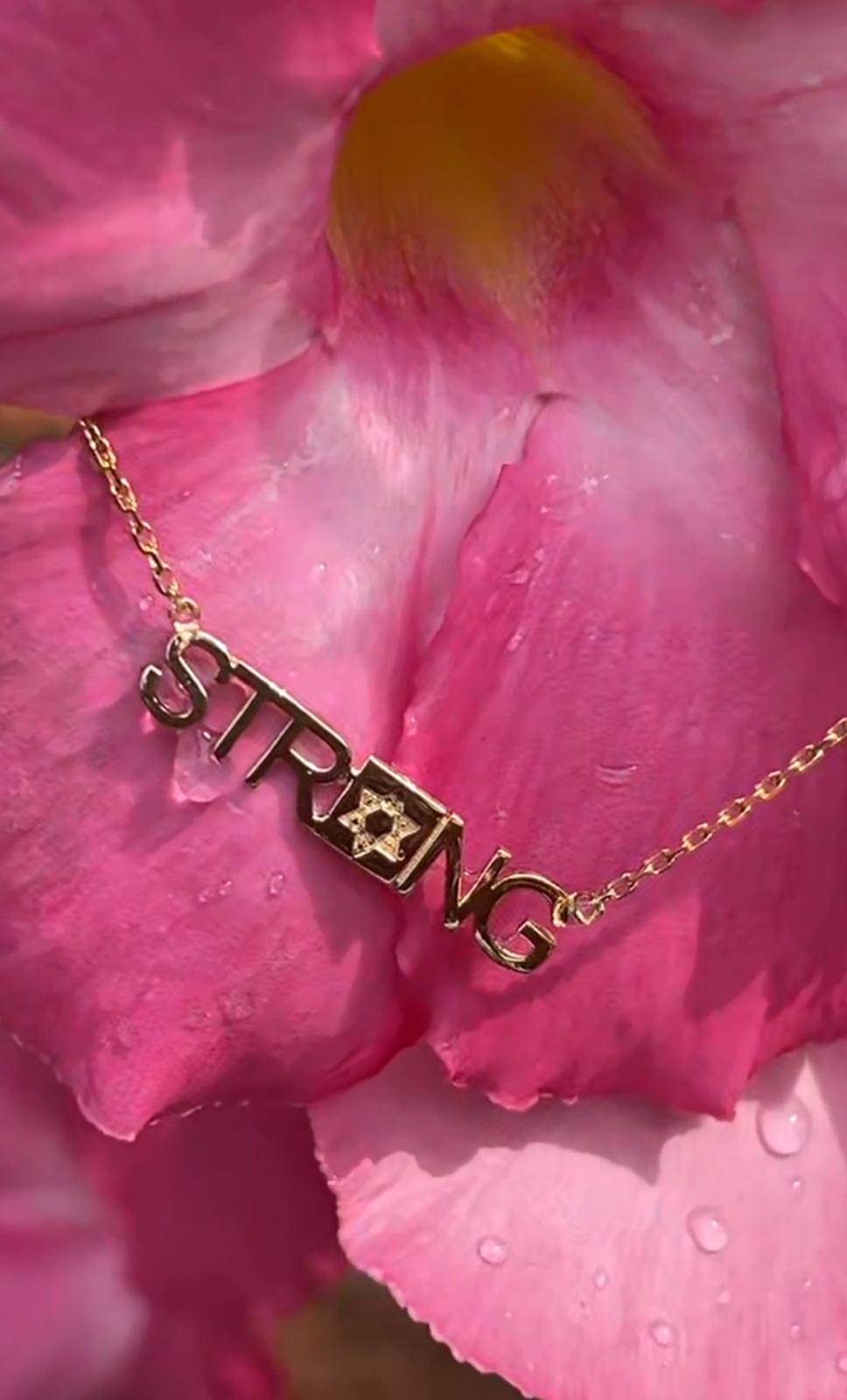 Strong Necklace- gold (star in box)